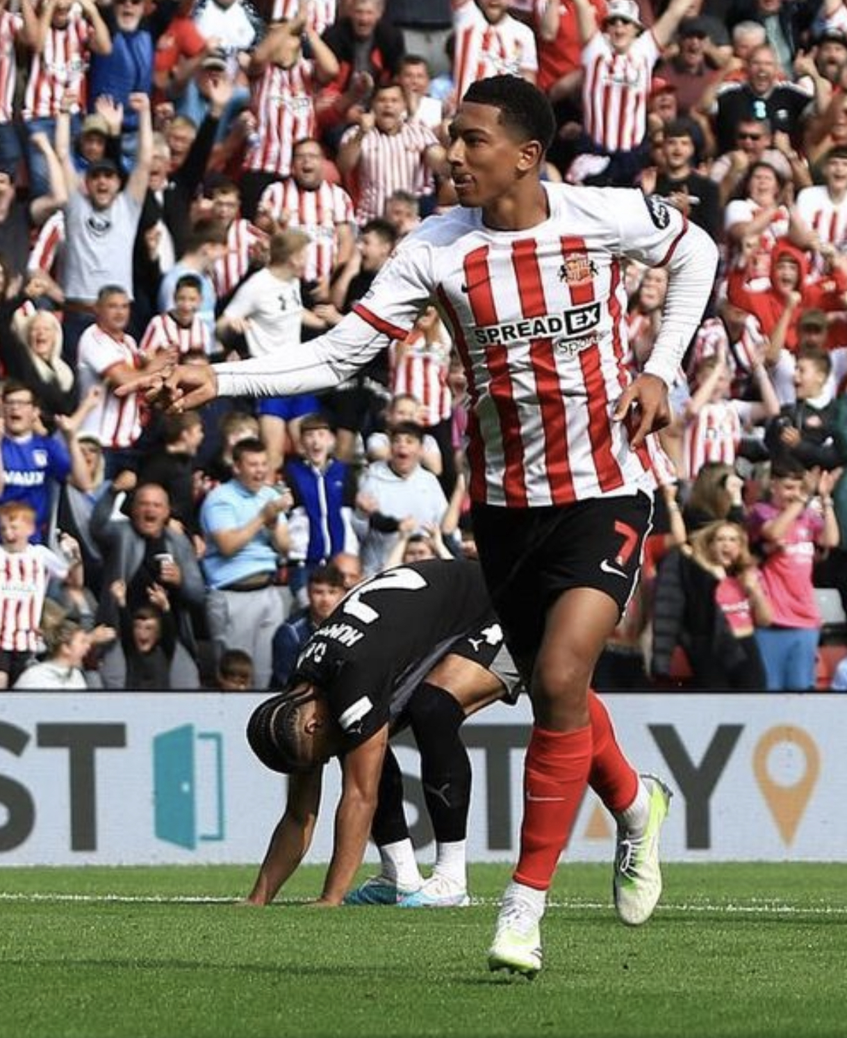  德布劳内新合同揭秘!总价值达6300万 英超顶薪 -乐动官方网